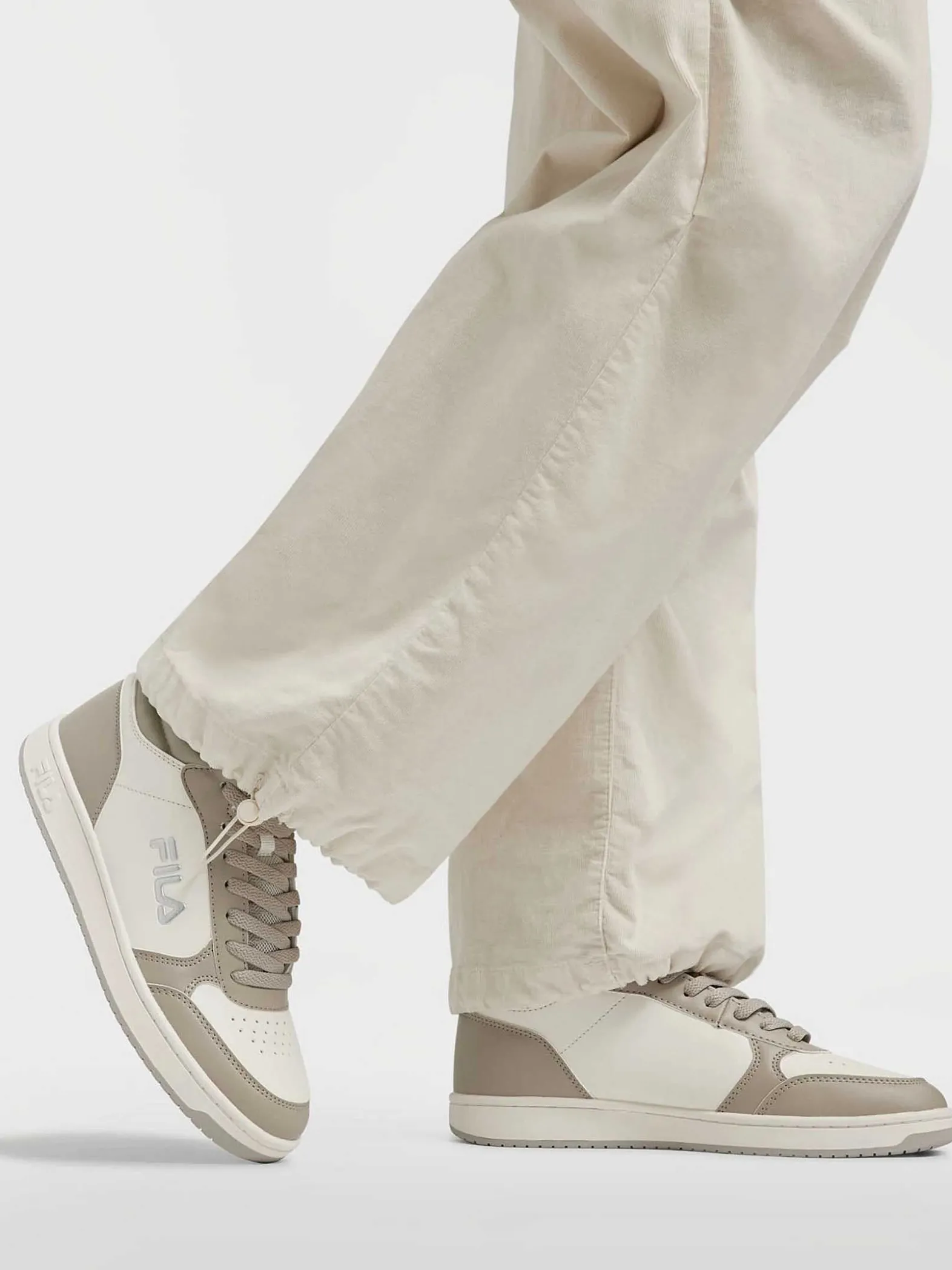 FILA Beige Hoge Sneaker-Dames Sneakers