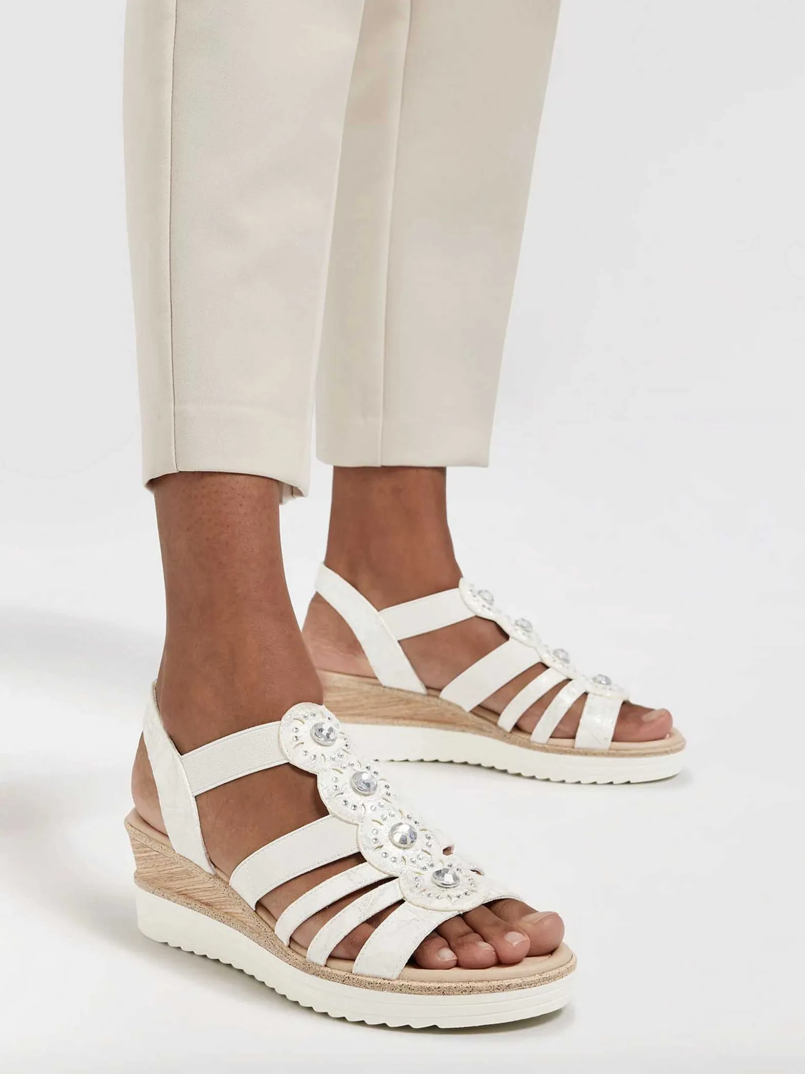 Easy Street Witte Sandaal Sheehak-Dames Comfort Schoenen