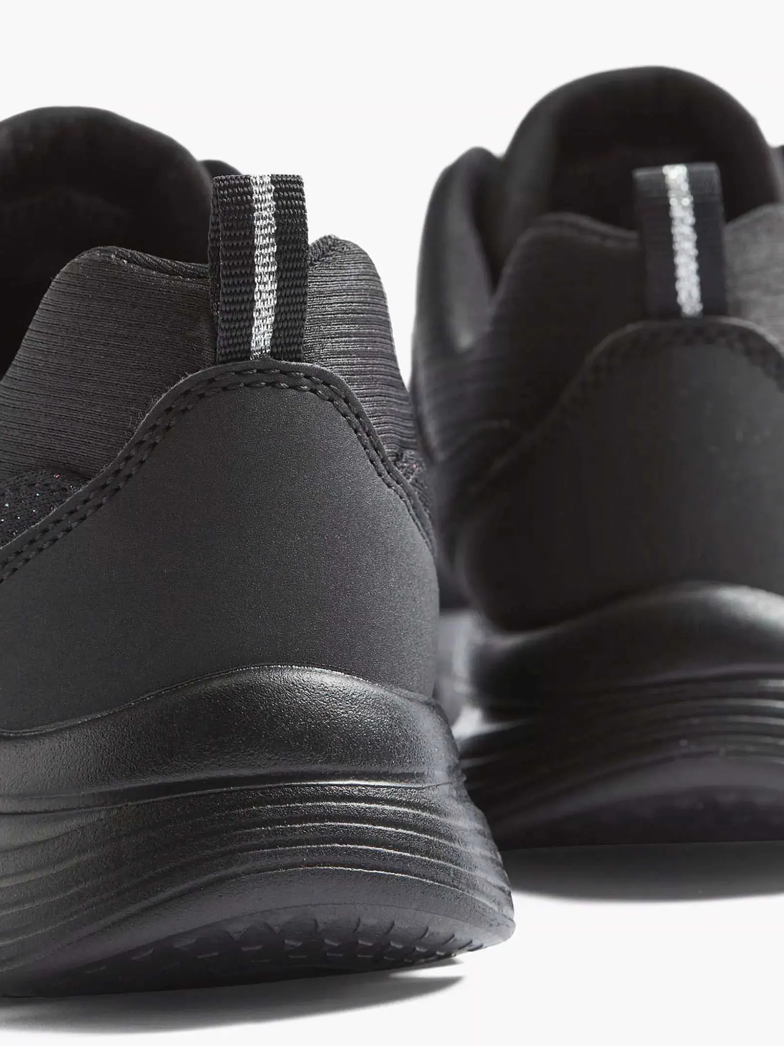 Skechers Zwarte Graceful 2.0 Lavishly-Dames Instappers