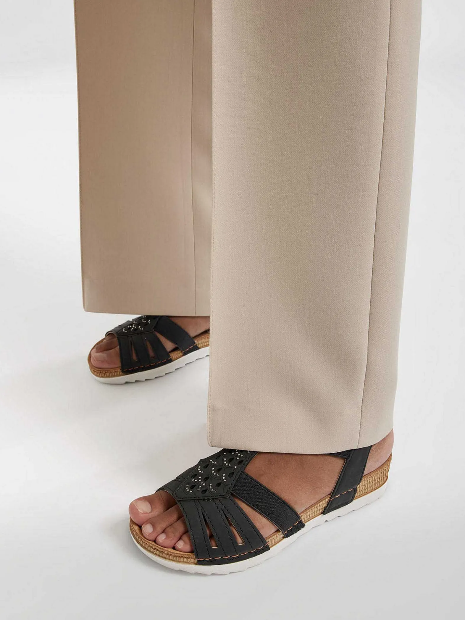 Easy Street Zwarte Sandaal-Dames Comfort Schoenen