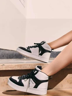 Oxmox Zwart Witte Hoge Sneaker-Dames Sneakers